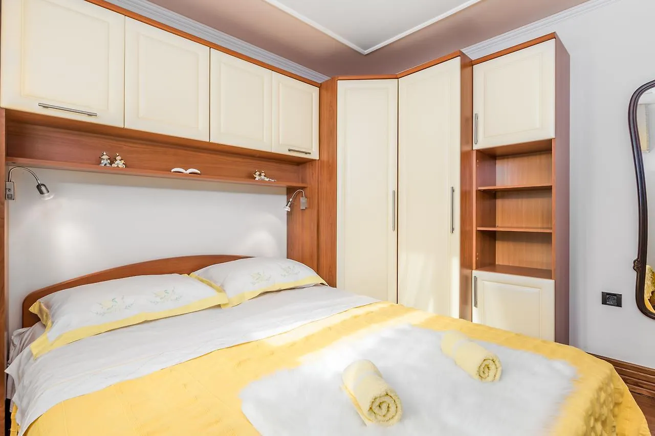 Apartment Noa Opatija 0*,